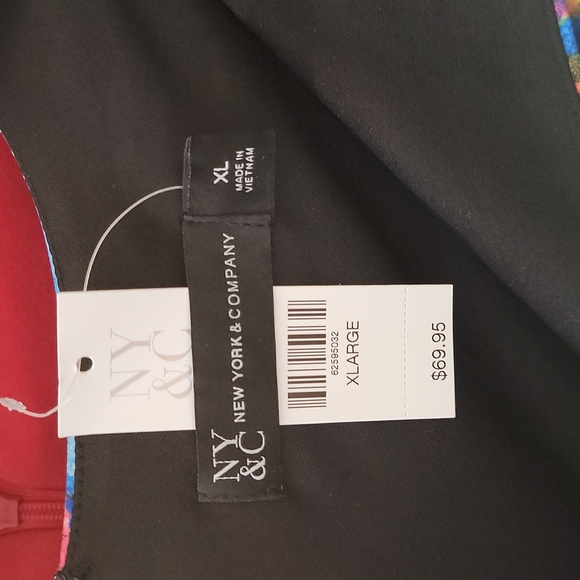 NY&Co - Picture 3 of 4